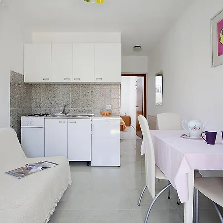 7621b Apartmán *
